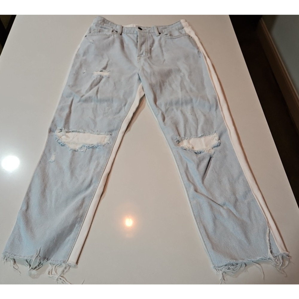 Hidden Women Jeans Size 28 White/Blue Frayed Hem Classic Distressed